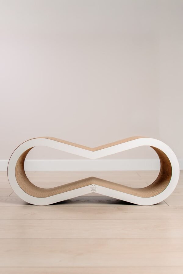 Tiny Tiger M - 66 × 26 × 22 cm