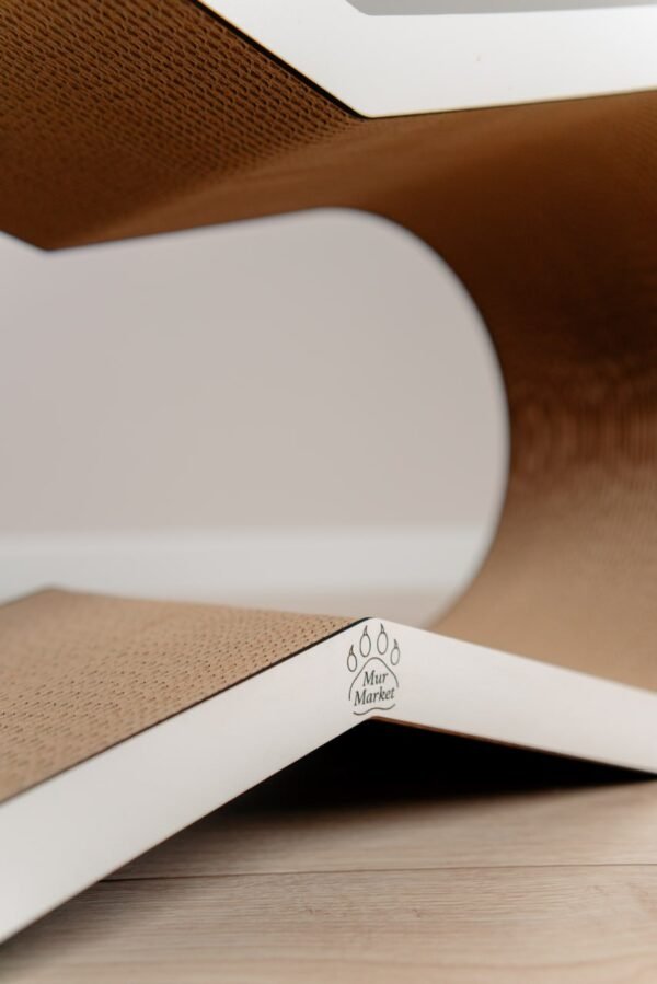 Dream L - 72 × 32 × 22 cm