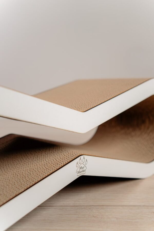 Tiny Tiger S - 60 × 20 × 22 cm